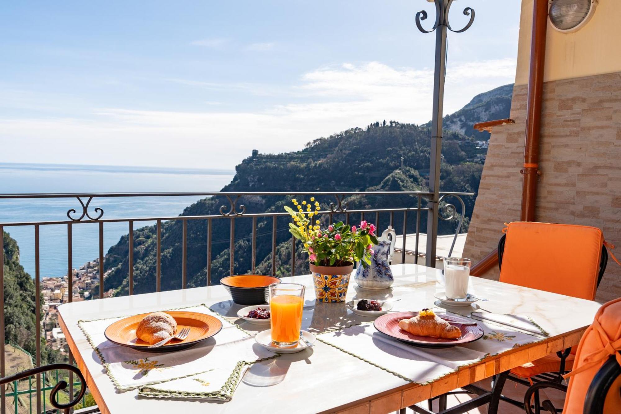 Il Paradiso Sul Mare Apartment Scala Luaran gambar