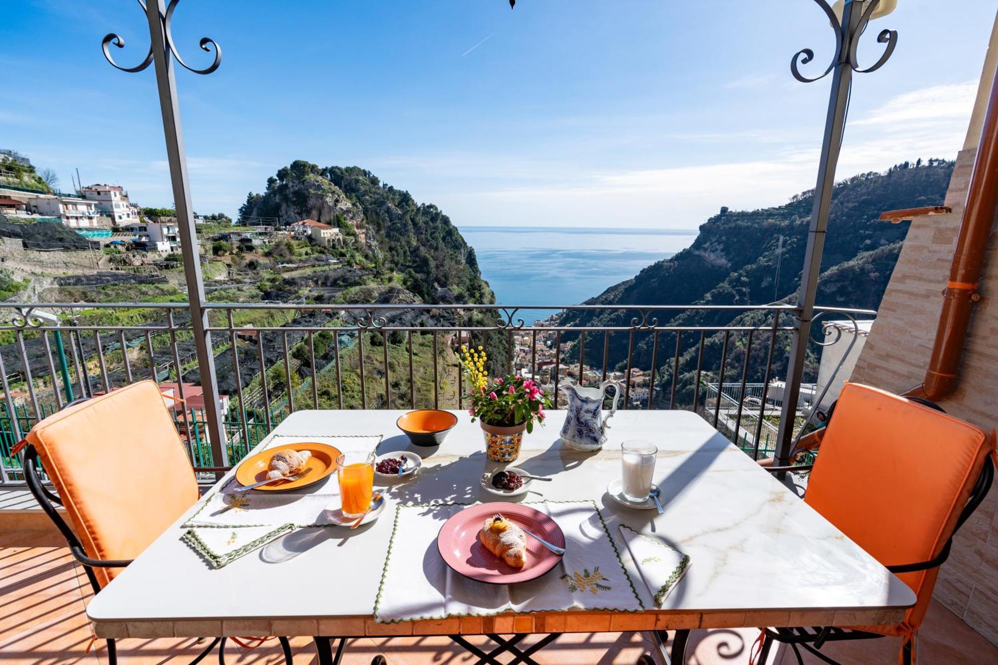 Il Paradiso Sul Mare Apartment Scala Luaran gambar